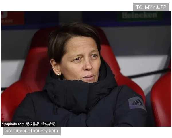 柏林联历史首位女性主帅埃塔：接到邀约时很惊讶